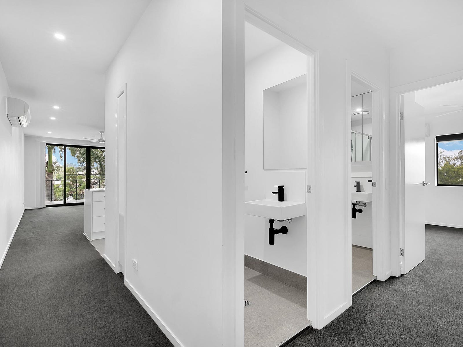 Private Property - Cannon Hill, Qld 4170