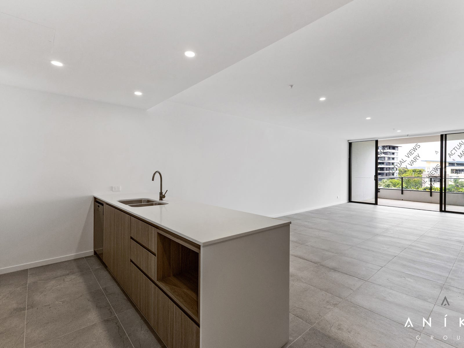 Private Property - Hope Island, Qld 4212