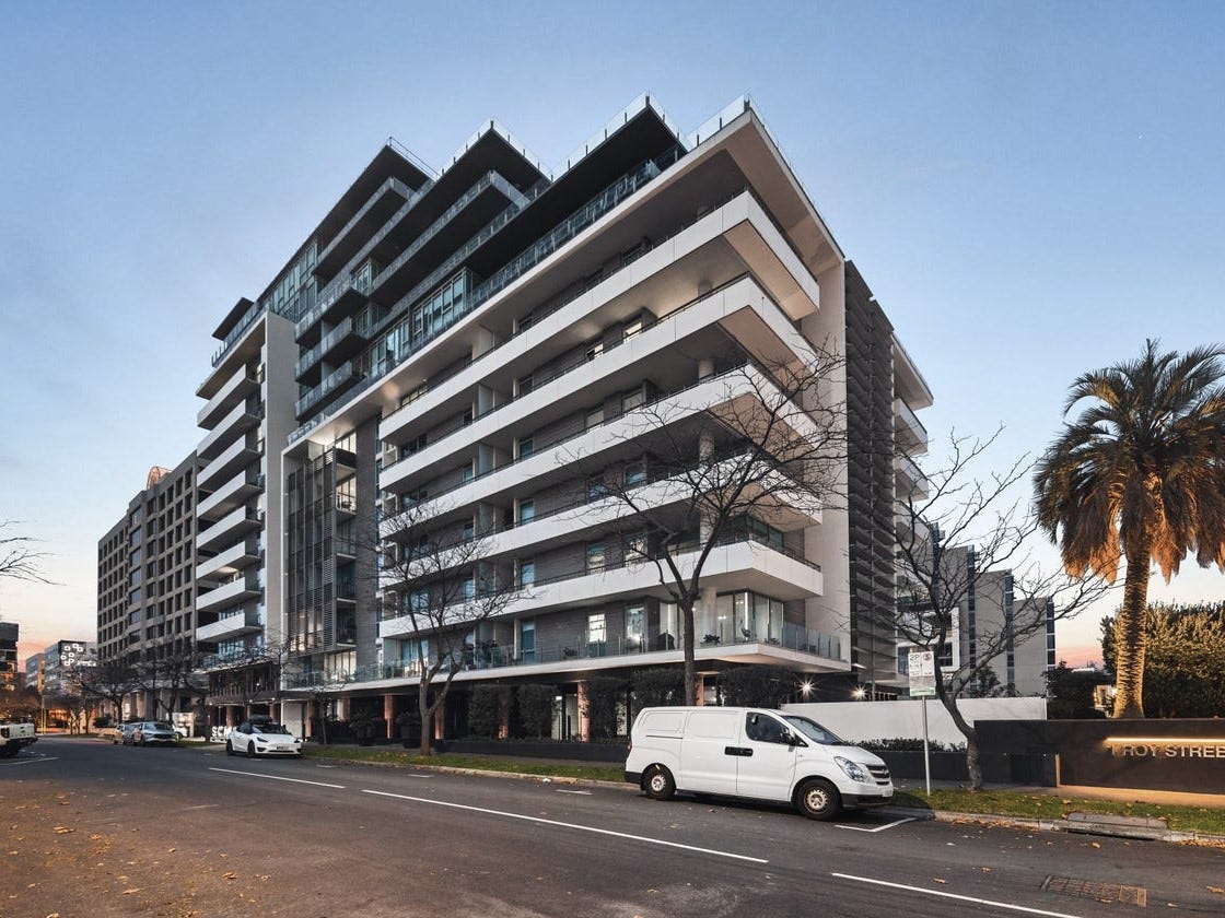 Private Property - Melbourne, Vic 3004