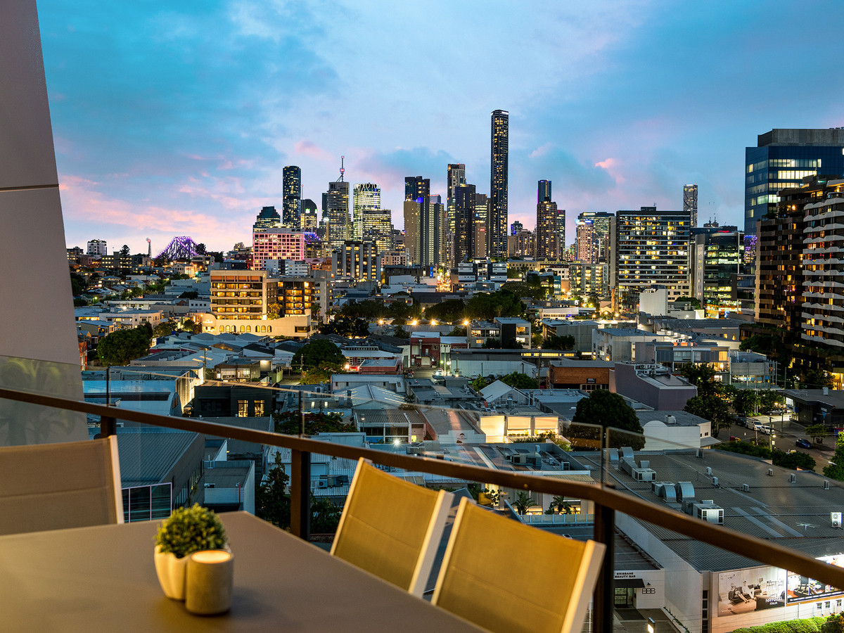 Private Property - Newstead, Qld 4006