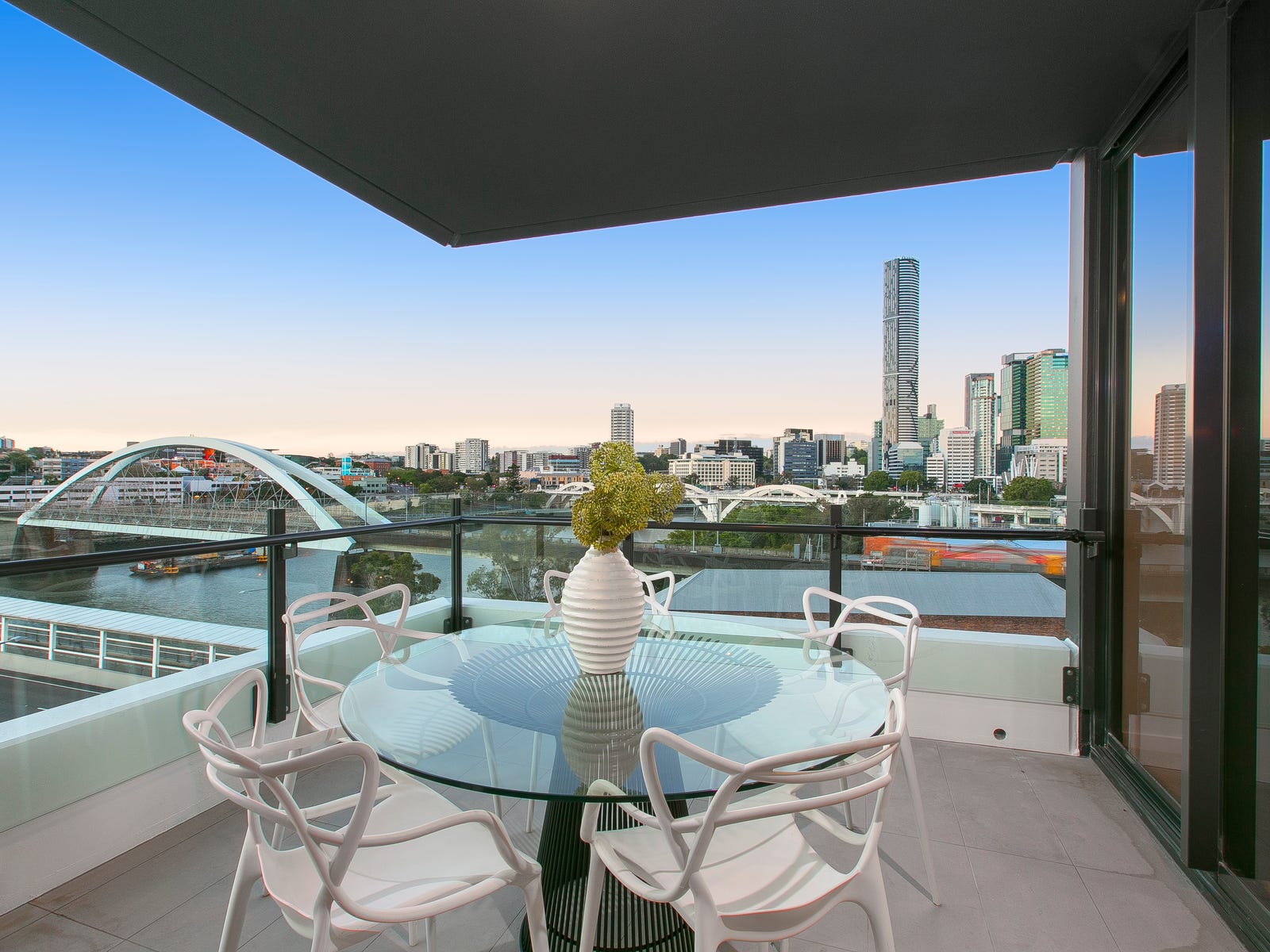 Private Property - South Brisbane, Qld 4101