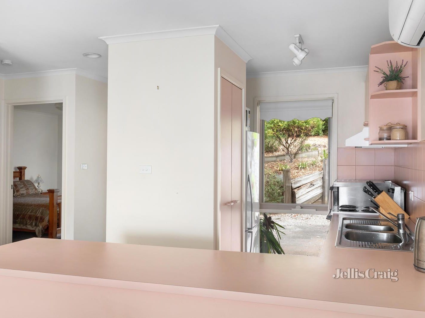 Private Property - Eltham, Vic 3095