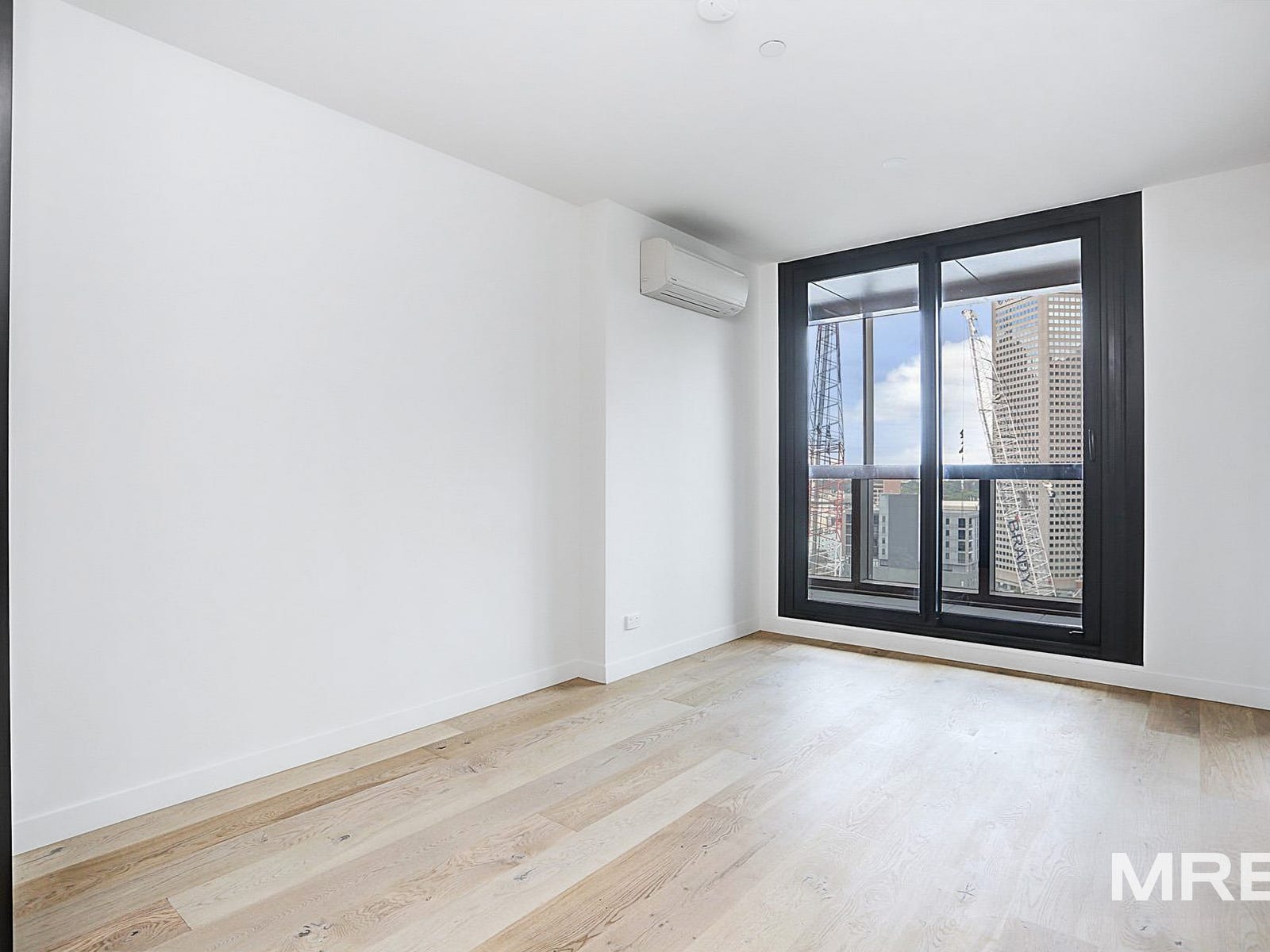 Private Property - Melbourne, Vic 3000