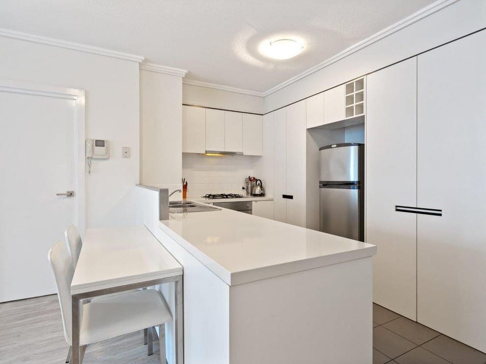 Private Property - South Brisbane, Qld 4101