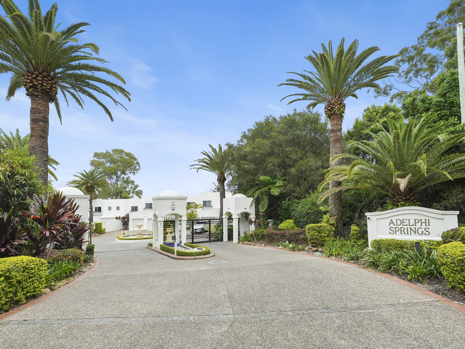 Private Property - Southport, Qld 4215