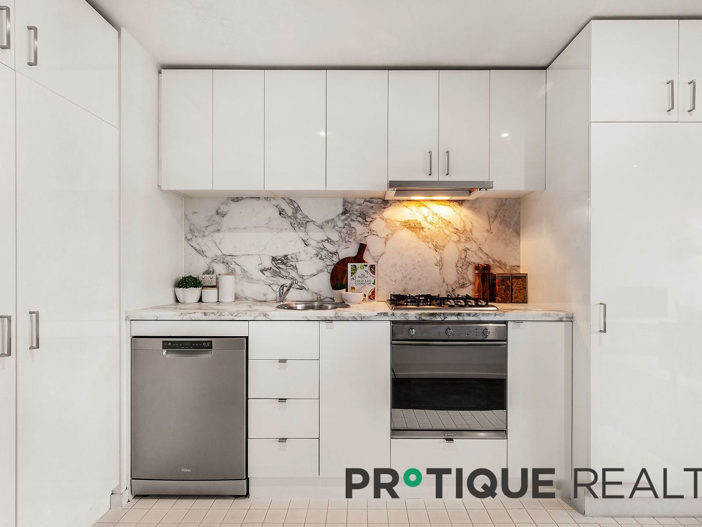Private Property - Docklands, Vic 3008