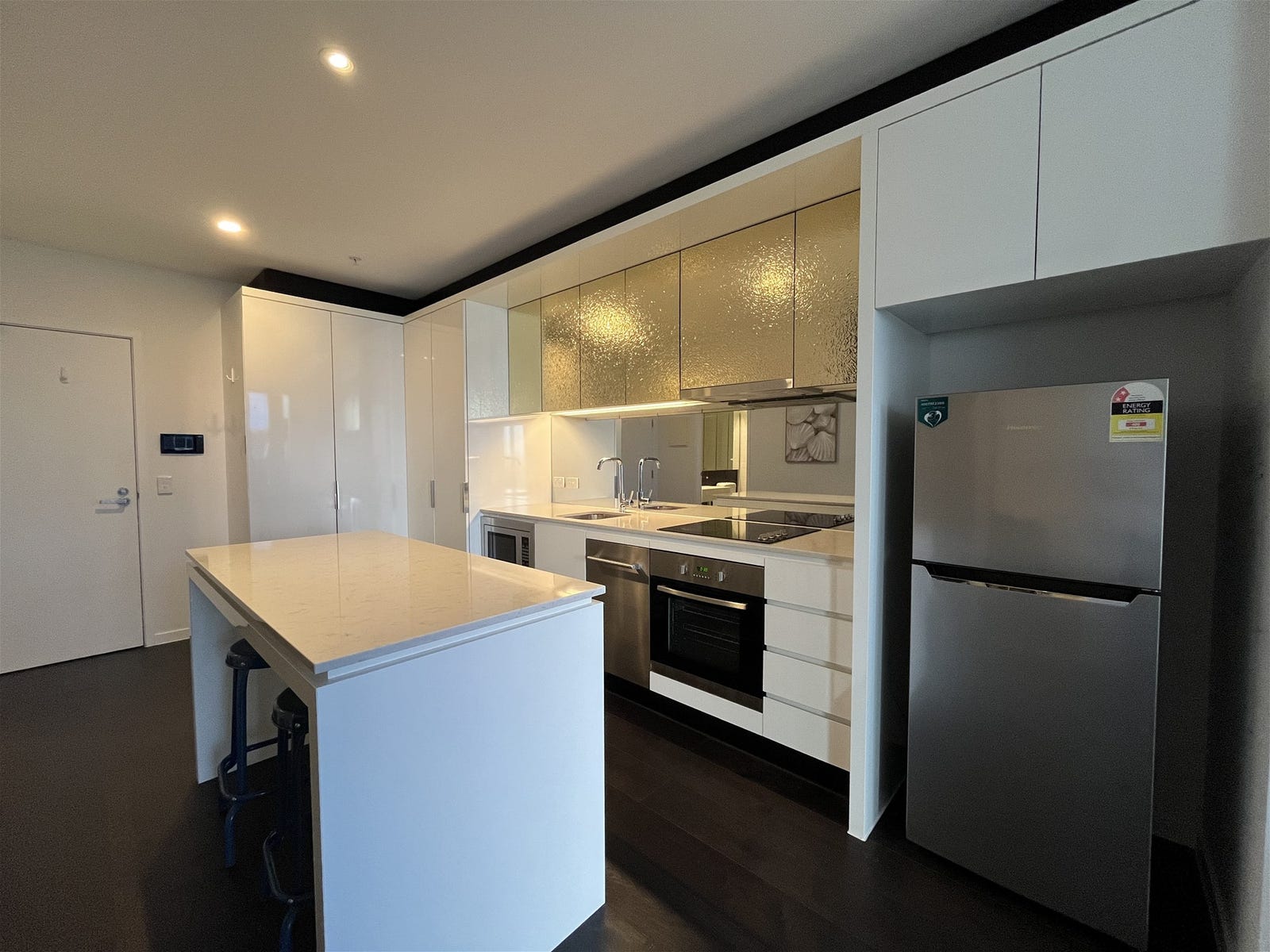 Private Property - Melbourne, Vic 3000