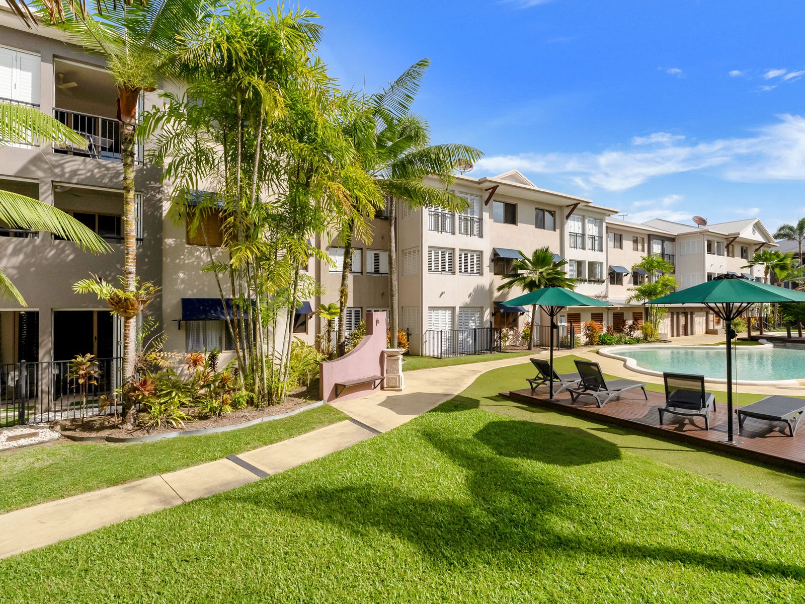 Private Property - Manoora, Qld 4870