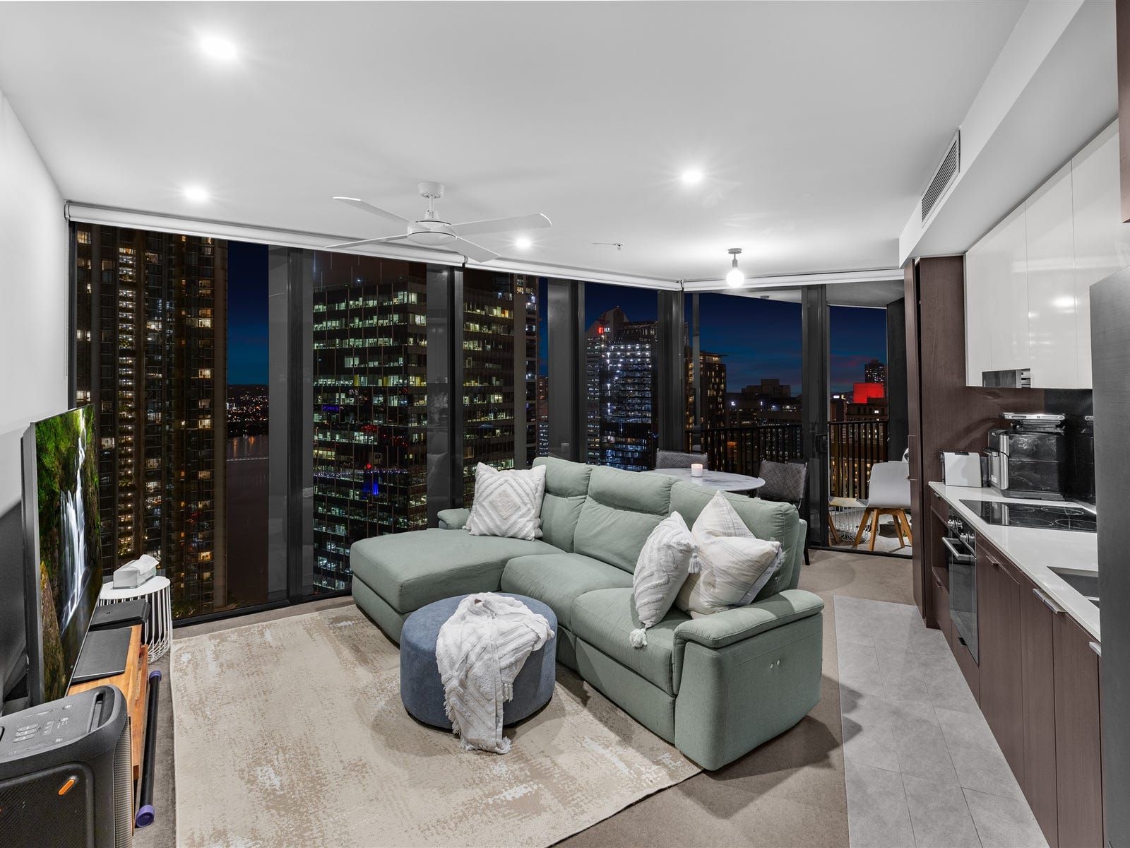 Private Property - Brisbane City, Qld 4000
