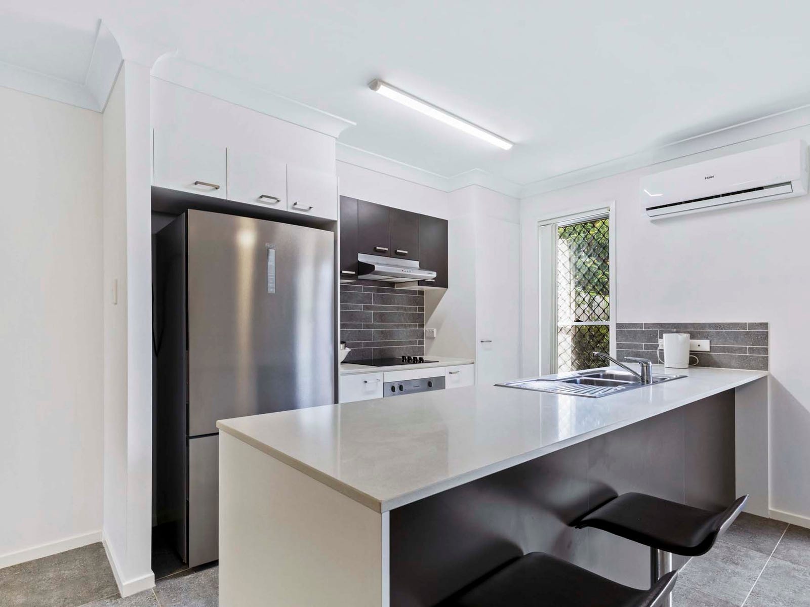 Private Property - Thornlands, Qld 4164
