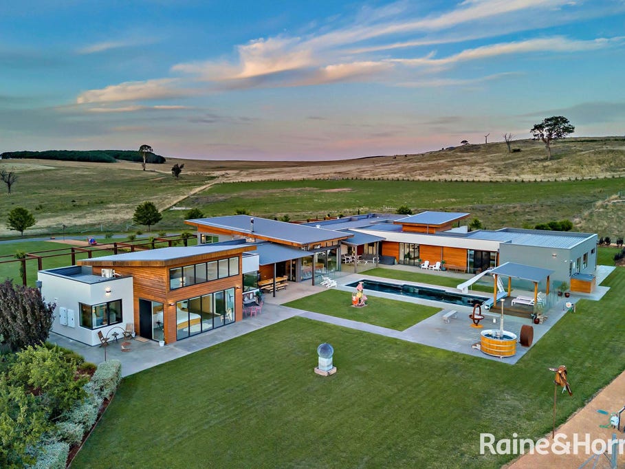 Private Property - Wallaroo, NSW 2618